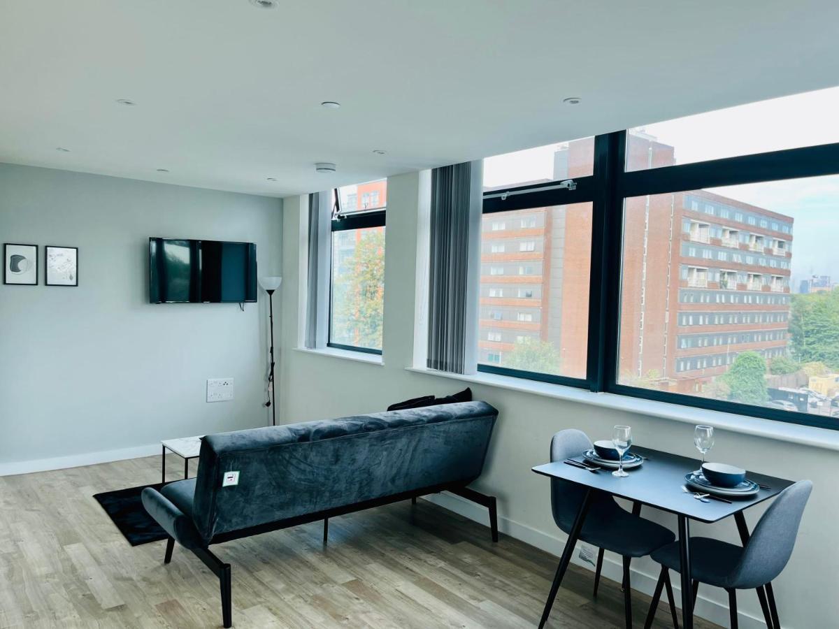 Stunning One Bedroom Apartment In Old Trafford Манчестер Екстер'єр фото