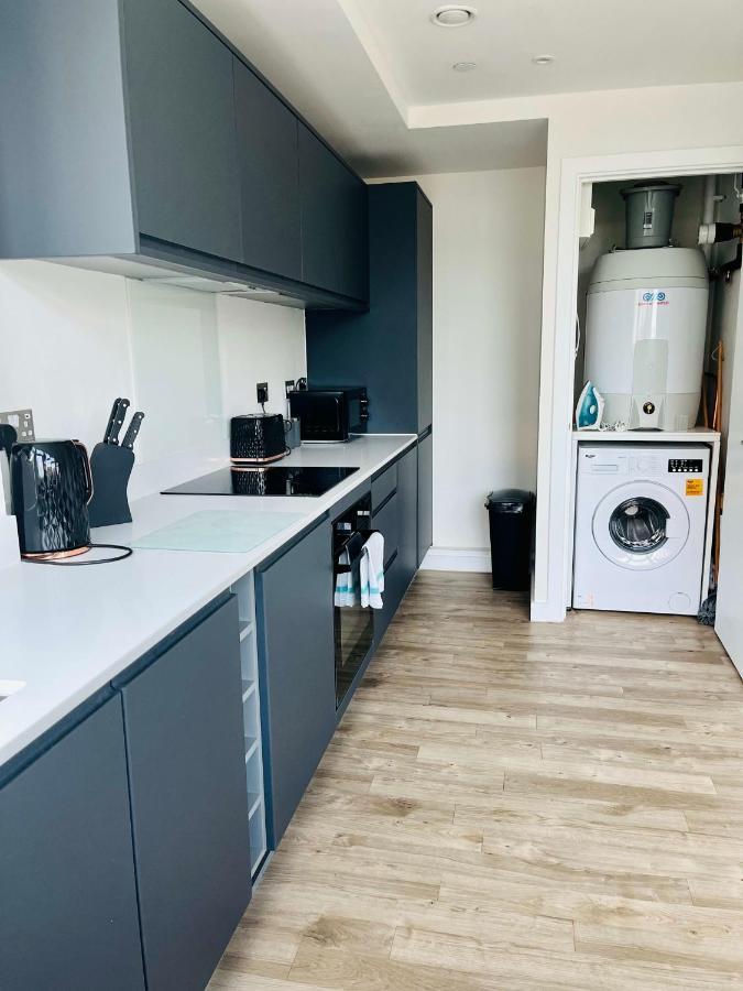 Stunning One Bedroom Apartment In Old Trafford Манчестер Екстер'єр фото